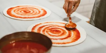 Best Canned Tomatoes for Pizza: Brand Test 2026