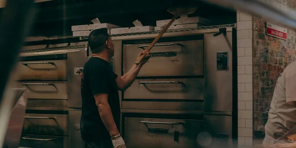 Lombardi's 1905: How Italian Pizza Became American