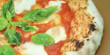 Montanara Pizza Recipe: Naples' Flash-Fried Then Baked Pizza