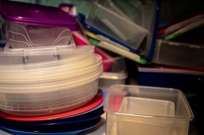 Square food-grade plastic storage container